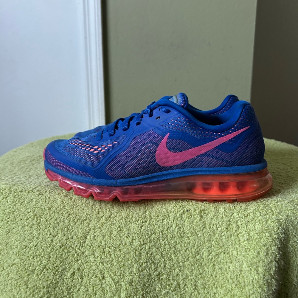 Nike Women’s Air Max Running Neutral Sneakers in Blue and Pink